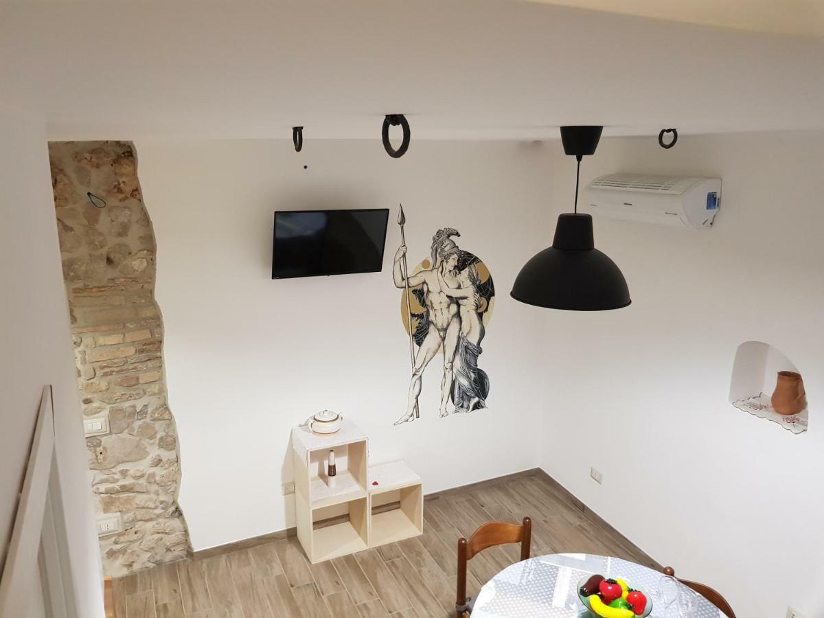 Willa La Dimora Di Ares Formia Zewnętrze zdjęcie